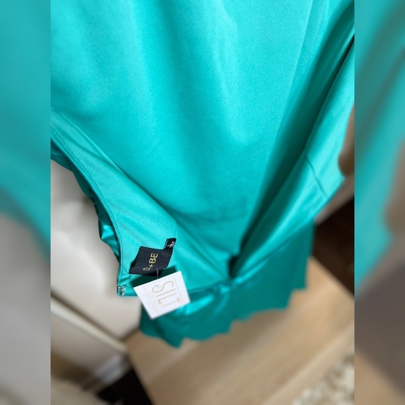 DO+BE Satin Asymmetrical High Neck Dress - Size Large - Picture 6 of 8